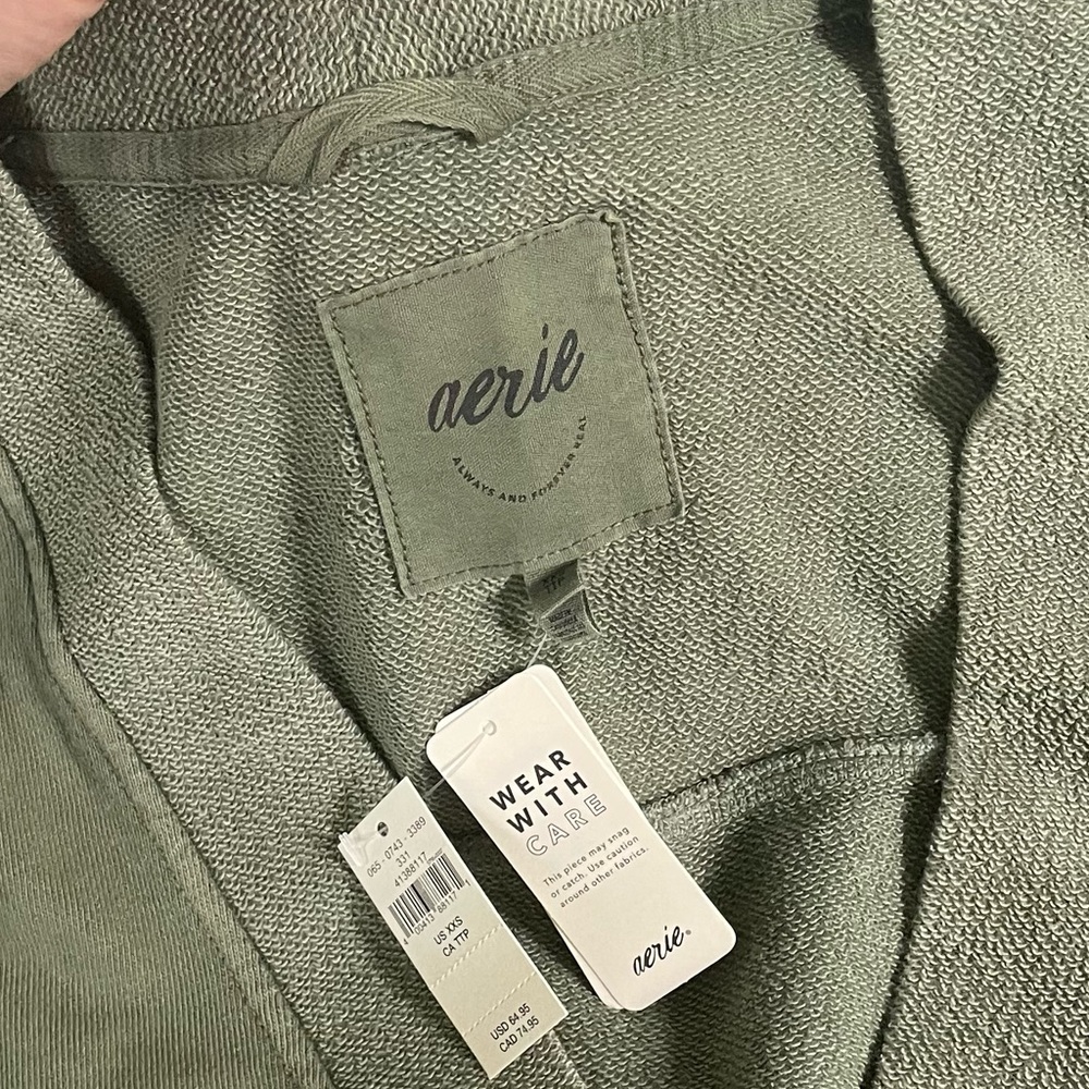 NWT Aerie Fleece Button Cardigan Sweatshirt Olive Fun Green Casual Oversized 17 - Picture 4 of 7